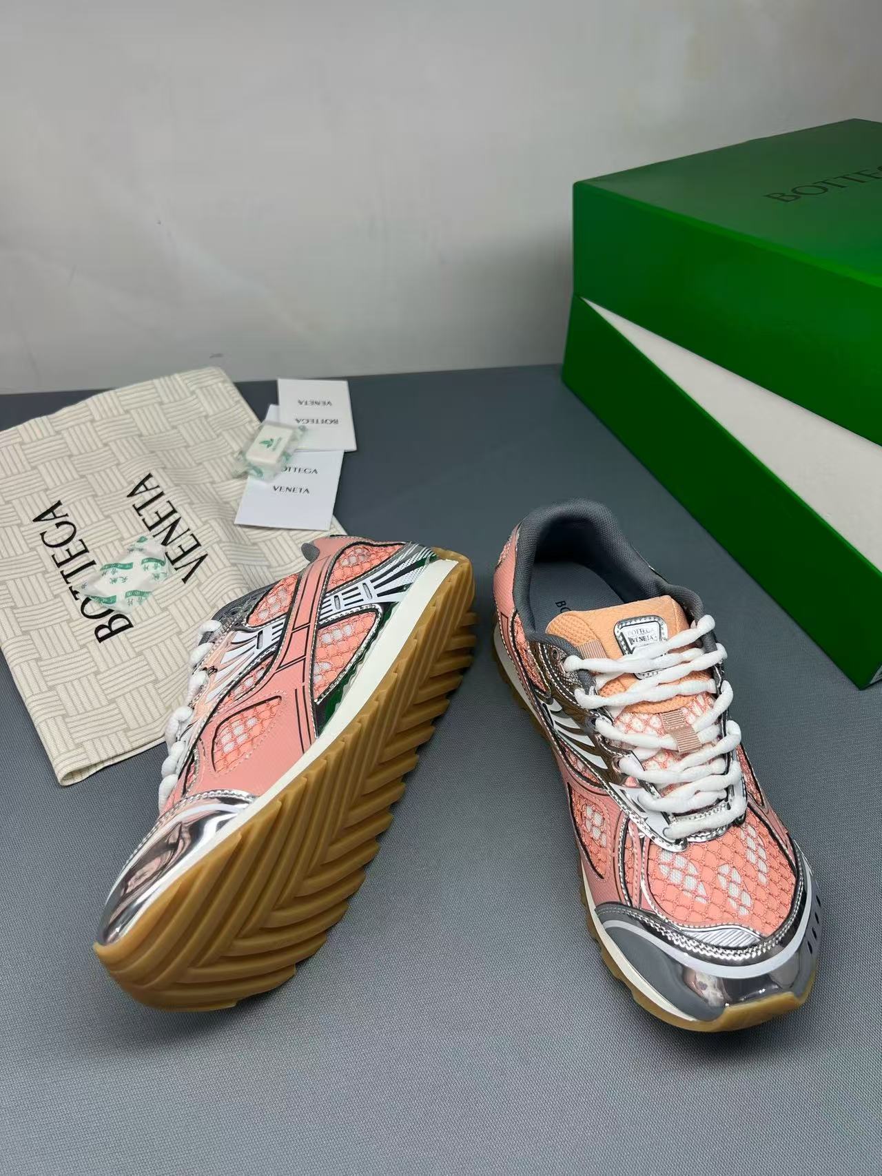Bottega Veneta Shoes(AAA)-070
