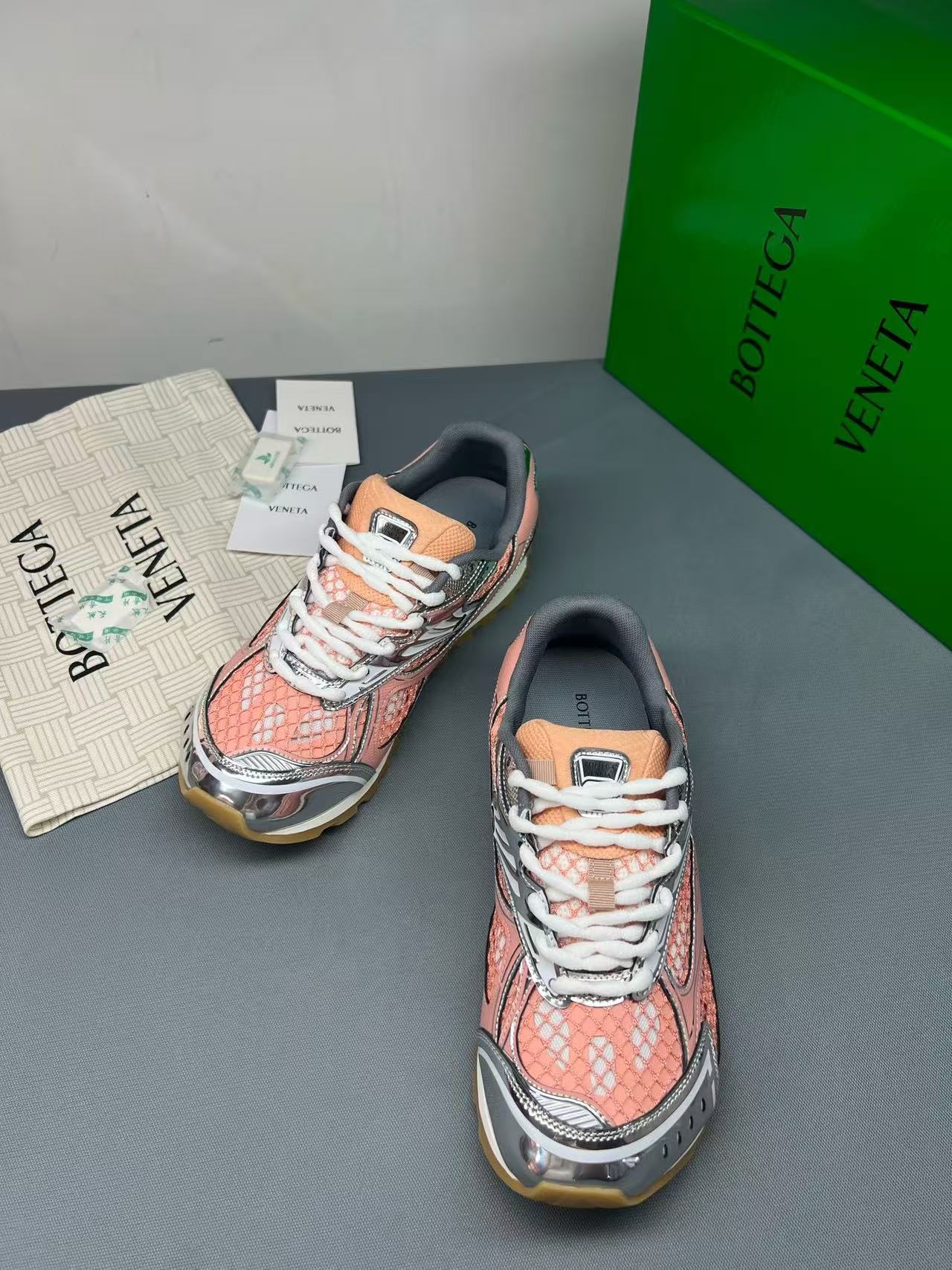 Bottega Veneta Shoes(AAA)-064