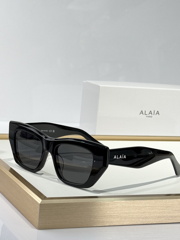 ALAIA Sunglasses(AAAA)-016