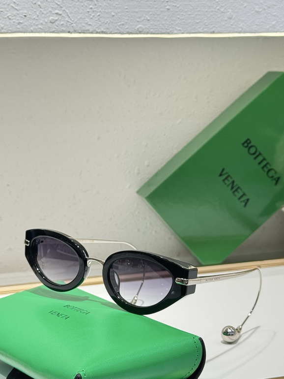 BOTTEGA VENETA Sunglasses(AAAA)-098