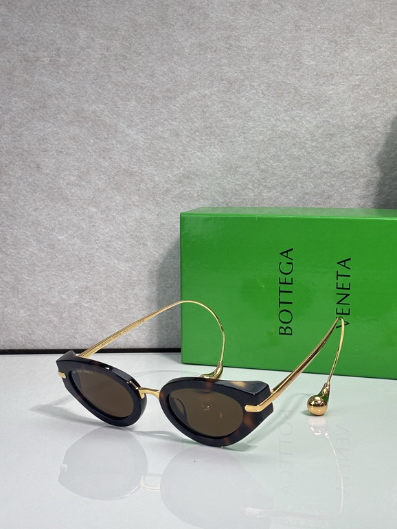 BOTTEGA VENETA Sunglasses(AAAA)-074