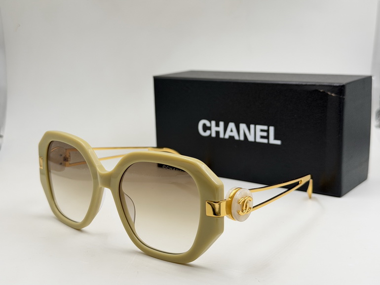 CHANEL Sunglasses(AAAA)-2544