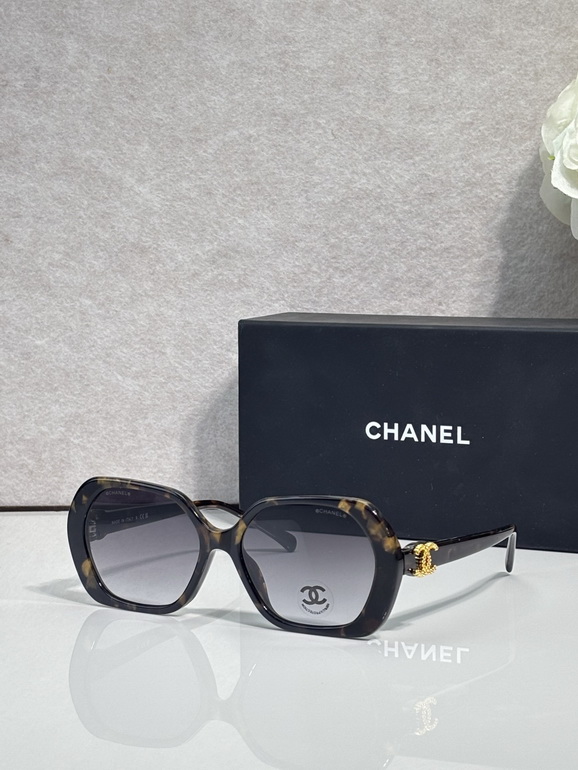 CHANEL Sunglasses(AAAA)-2315