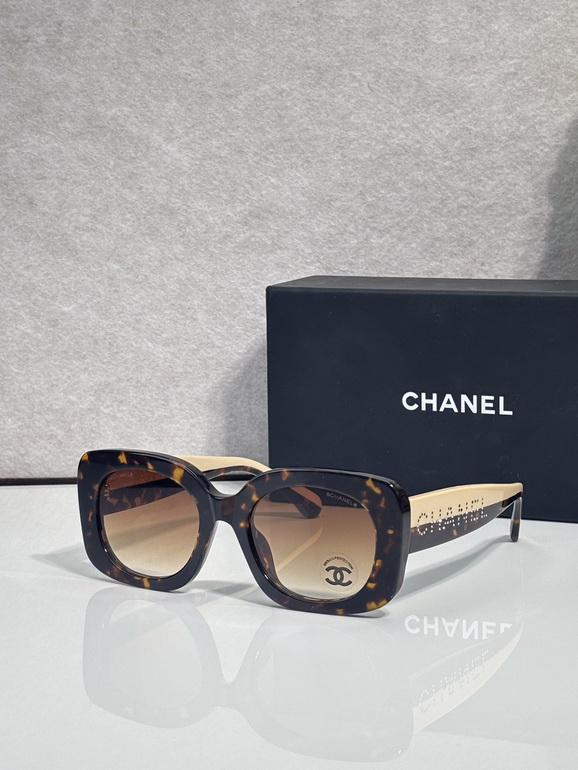 CHANEL Sunglasses(AAAA)-2267
