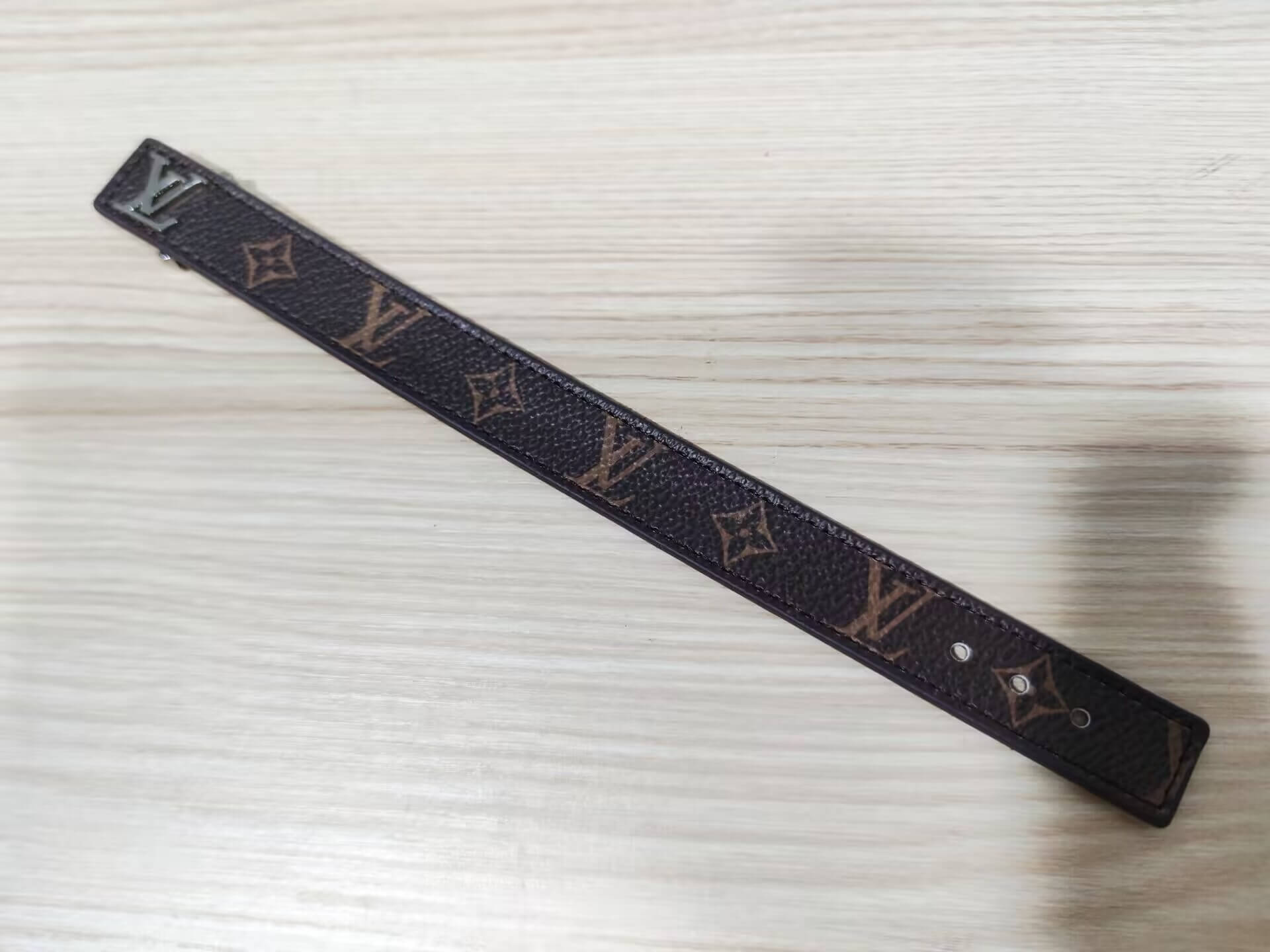 LV Bracelet-002