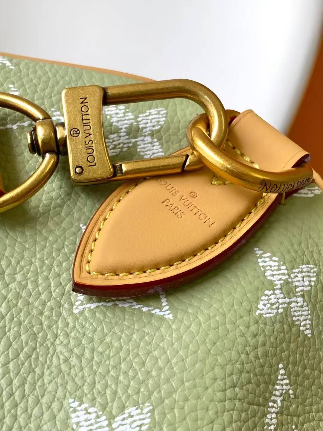 LV Bag-NFC(AAA)-749