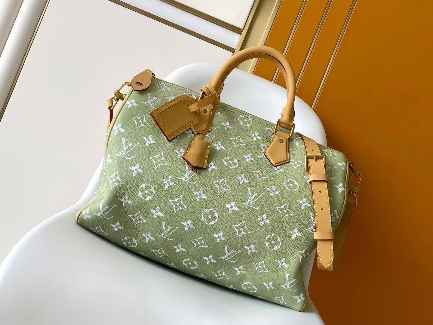 LV Bag-NFC(AAA)-749