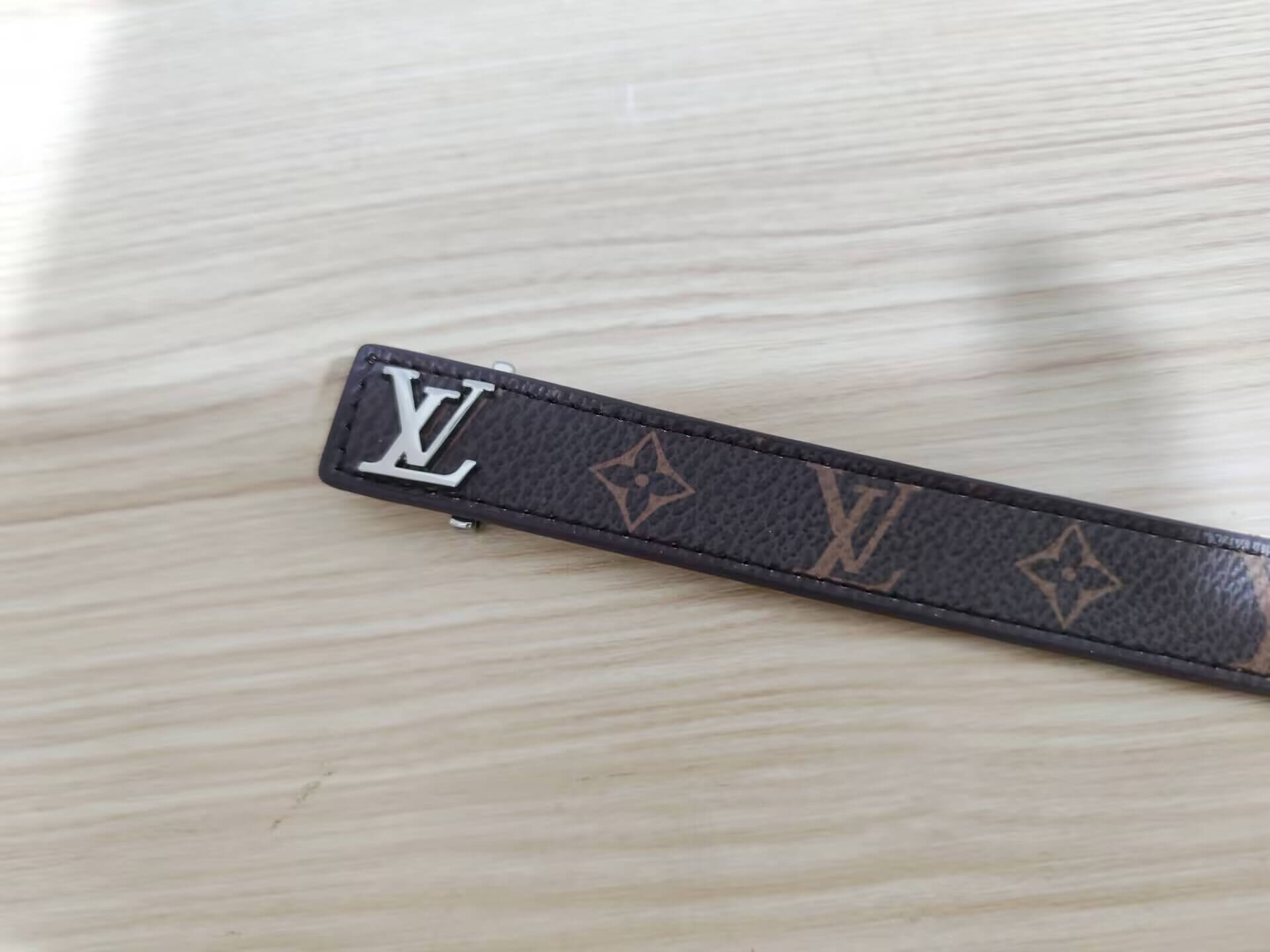 LV Bracelet-002