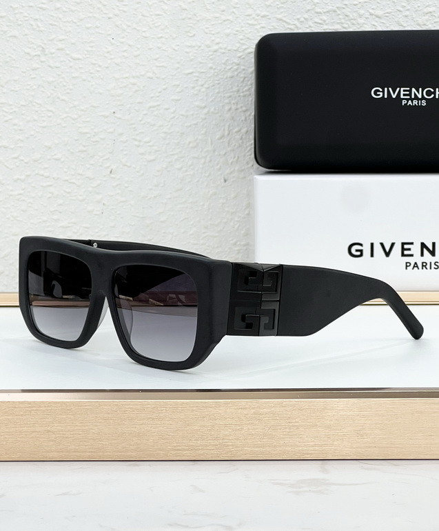 GIVENCHY Sunglasses(AAAA)-020