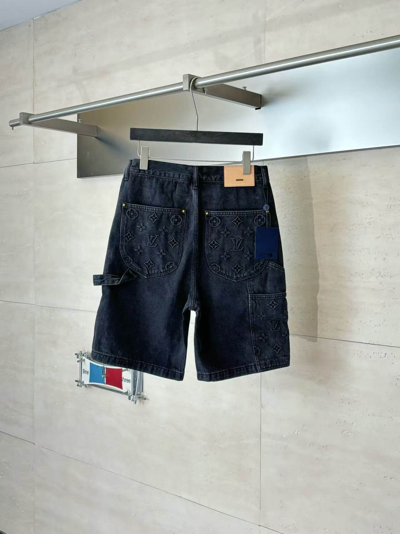 LV Short Jeans-006