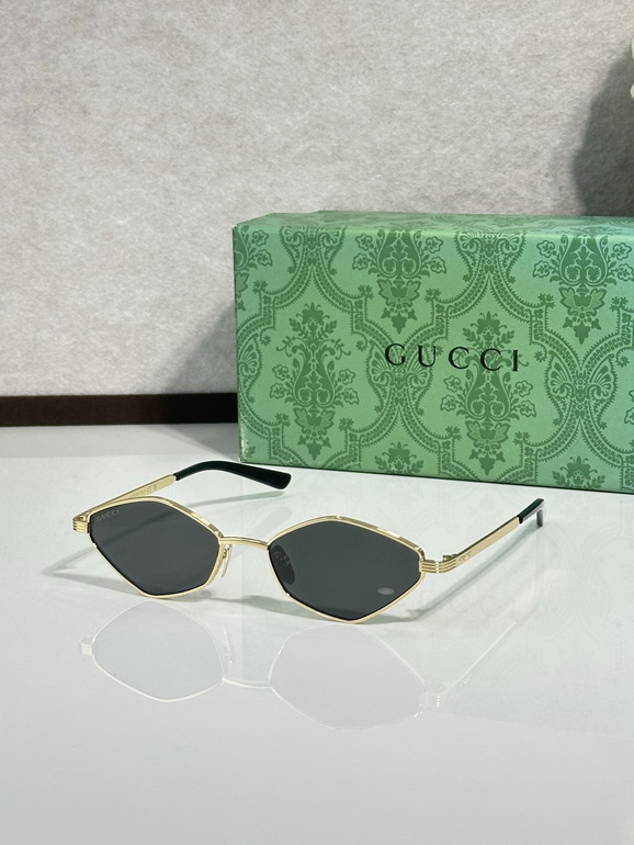 GUCCI Sunglasses(AAAA)-203