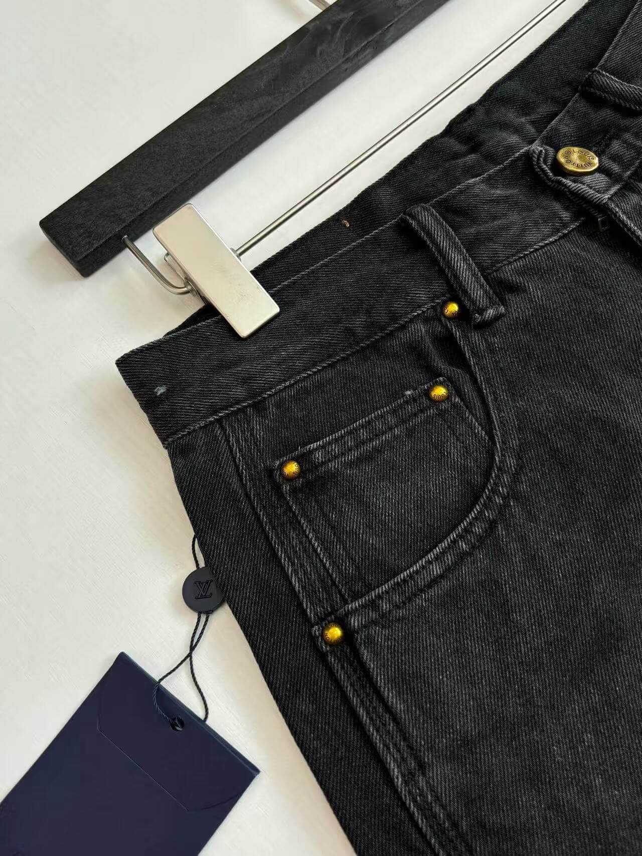 LV Short Jeans-006