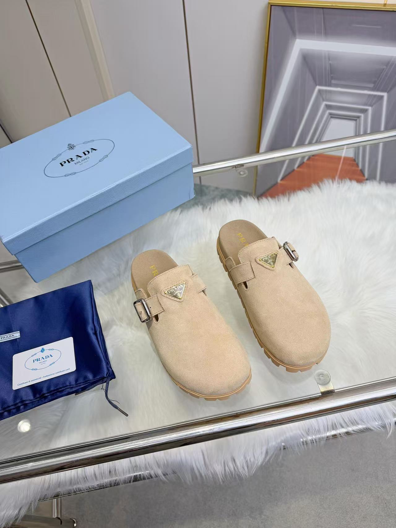 Prada Slippers Women(AAA)-028