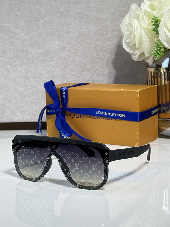 LV Sunglasses(AAAA)-677