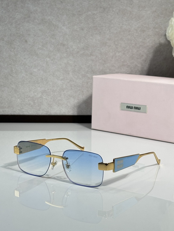 MIUMIU Sunglasses(AAAA)-870