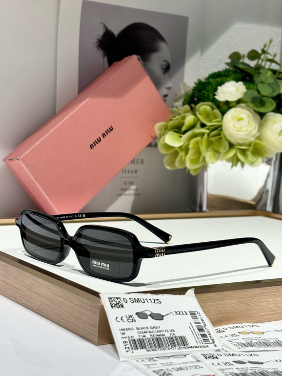 MIUMIU Sunglasses(AAAA)-646