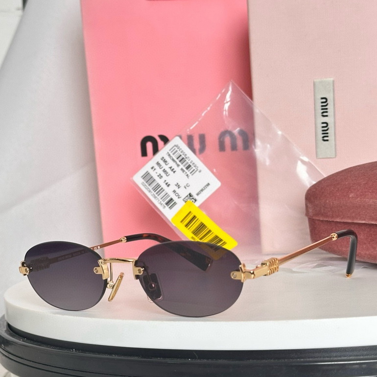 MIUMIU Sunglasses(AAAA)-620