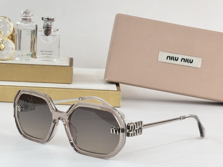 MIUMIU Sunglasses(AAAA)-399