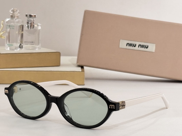 MIUMIU Sunglasses(AAAA)-387