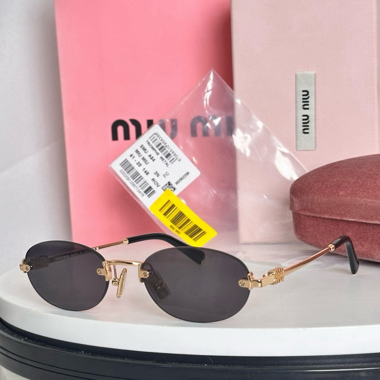 MIUMIU Sunglasses(AAAA)-352