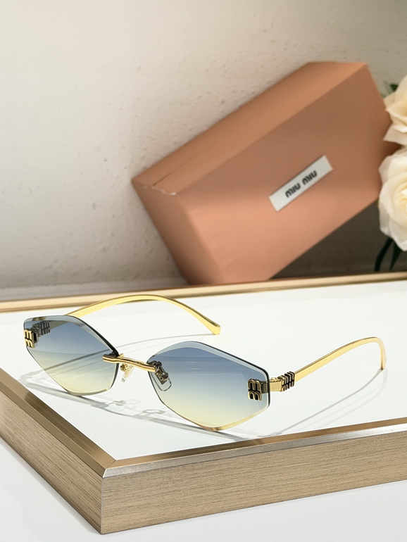 MIUMIU Sunglasses(AAAA)-317