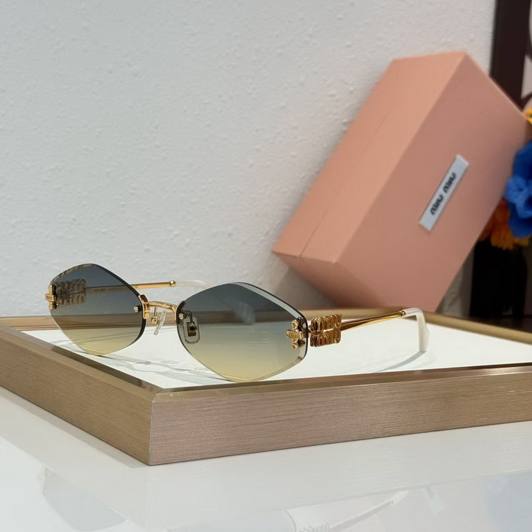 MIUMIU Sunglasses(AAAA)-050