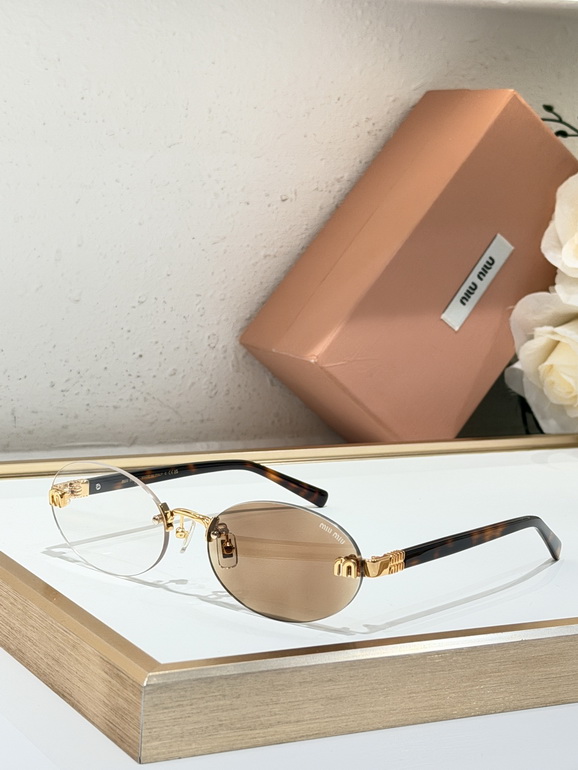 MIUMIU Sunglasses(AAAA)-037
