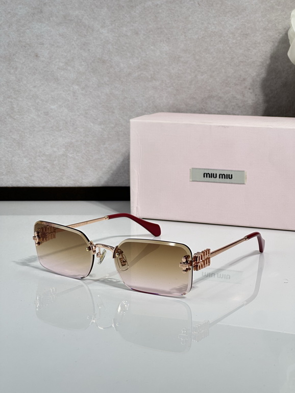 MIUMIU Sunglasses(AAAA)-2242