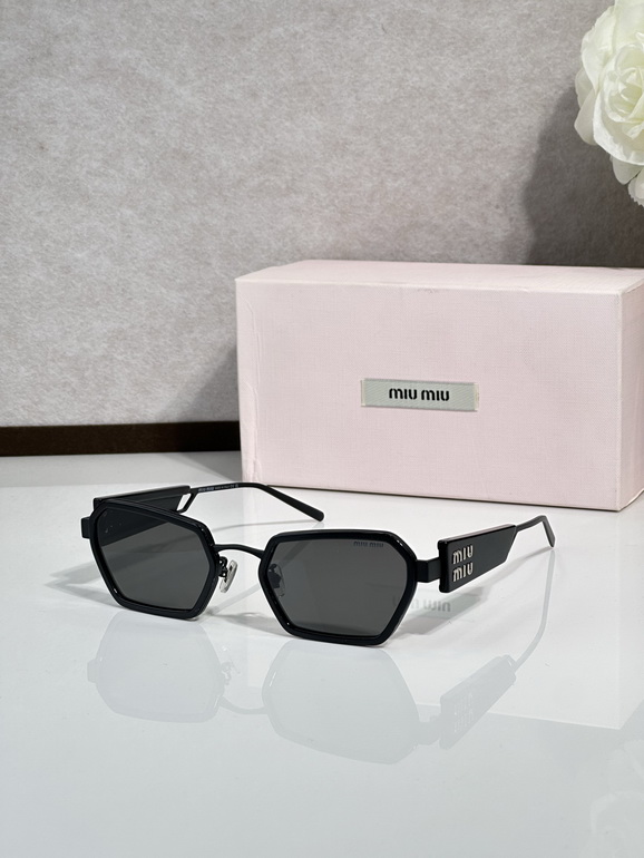 MIUMIU Sunglasses(AAAA)-2096