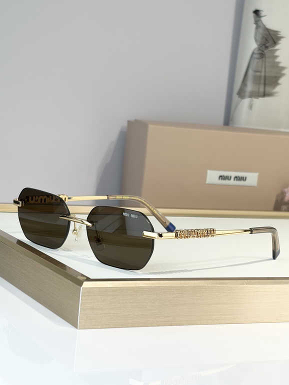 MIUMIU Sunglasses(AAAA)-2249