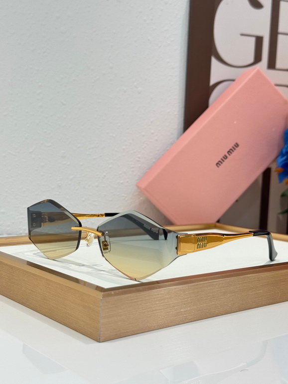 MIUMIU Sunglasses(AAAA)-1206