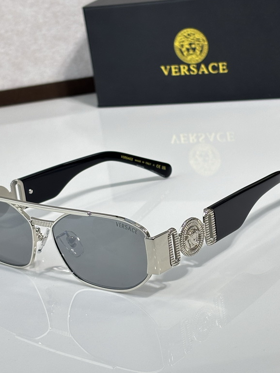 VERSACE Sunglasses(AAAA)-698