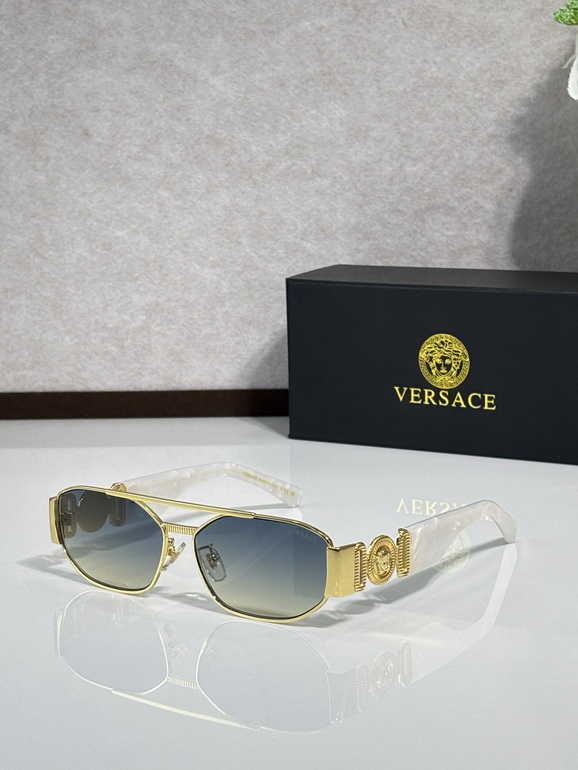 VERSACE Sunglasses(AAAA)-697