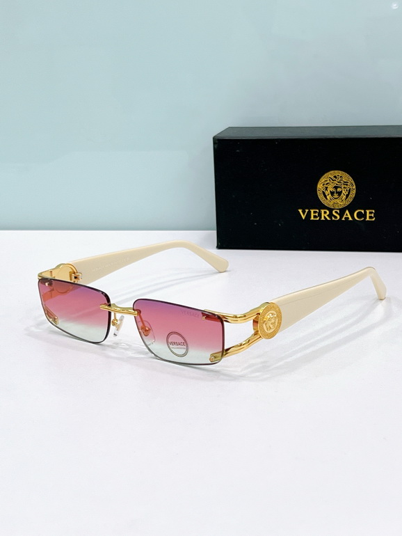 VERSACE Sunglasses(AAAA)-668