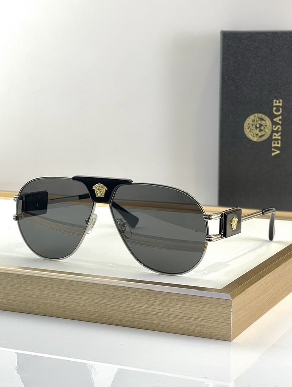 VERSACE Sunglasses(AAAA)-620