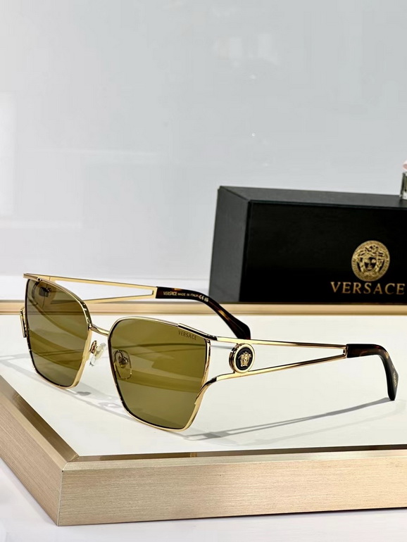 VERSACE Sunglasses(AAAA)-616