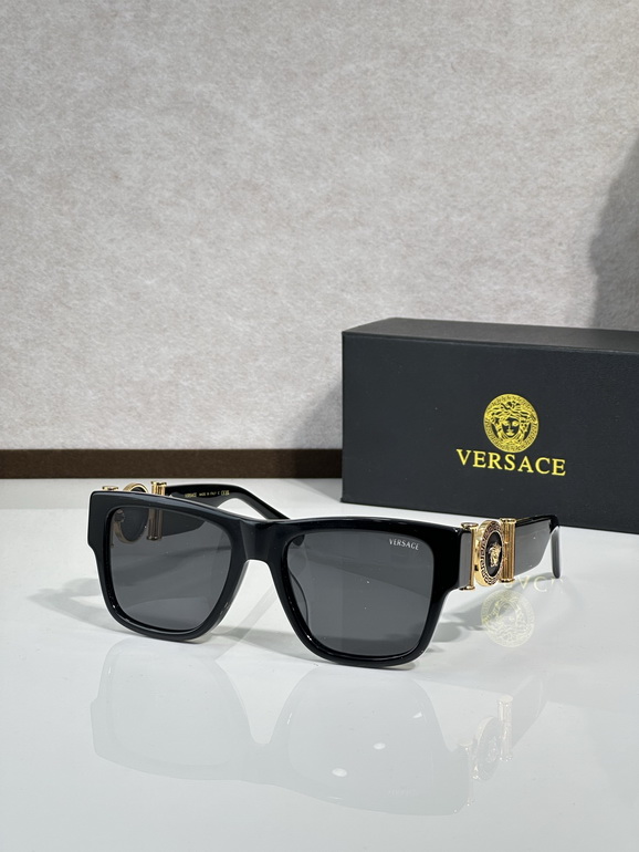 VERSACE Sunglasses(AAAA)-390