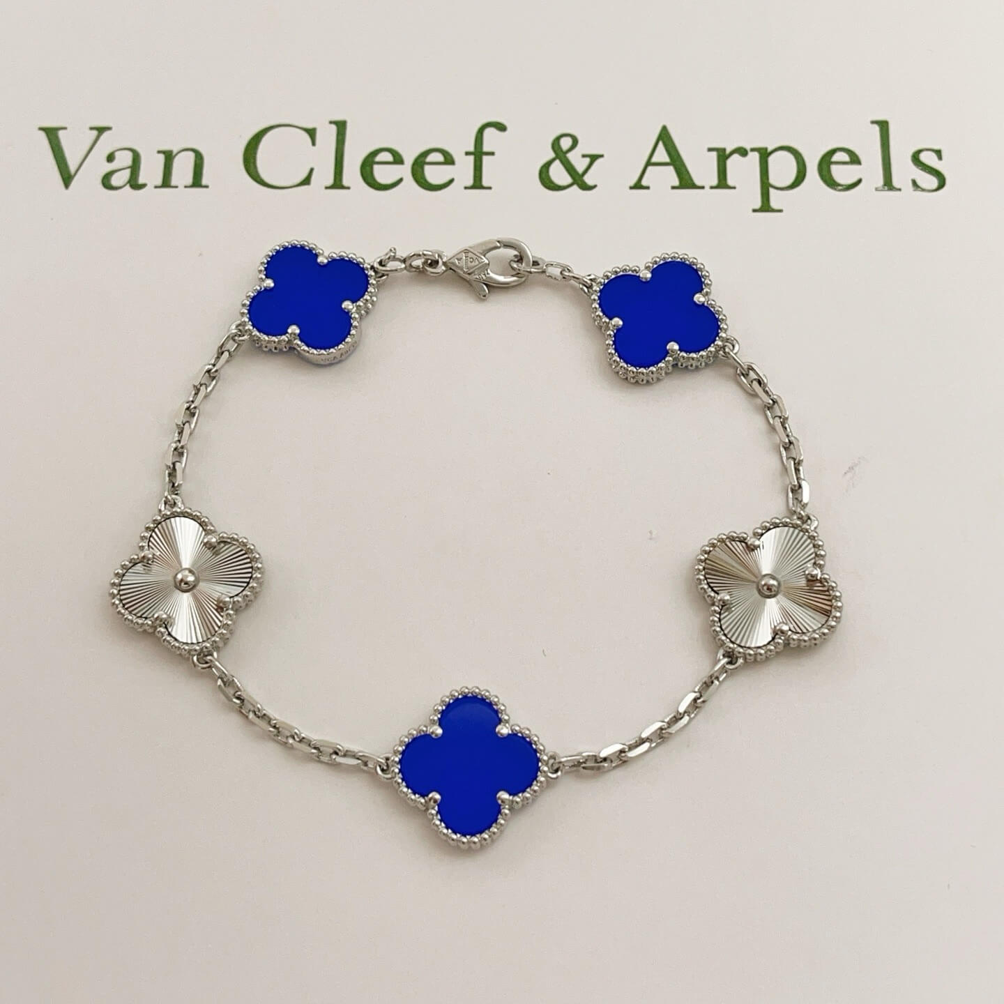 Van Cleef & Arpels Bracelet-001