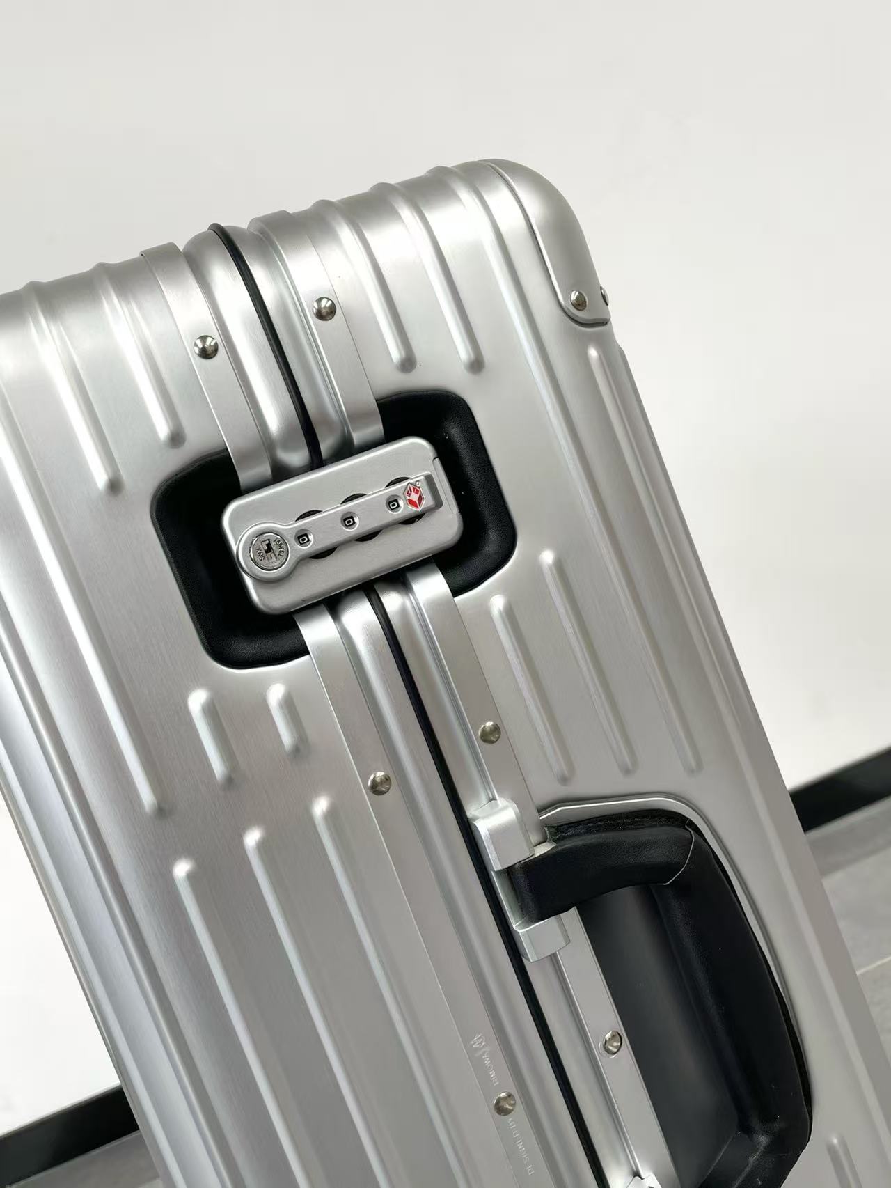 RIMOWA Suitcase(AAA)-002