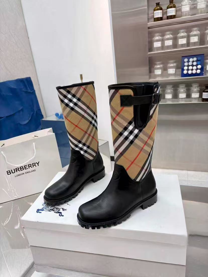 Burberry Shoes(Women)-001
