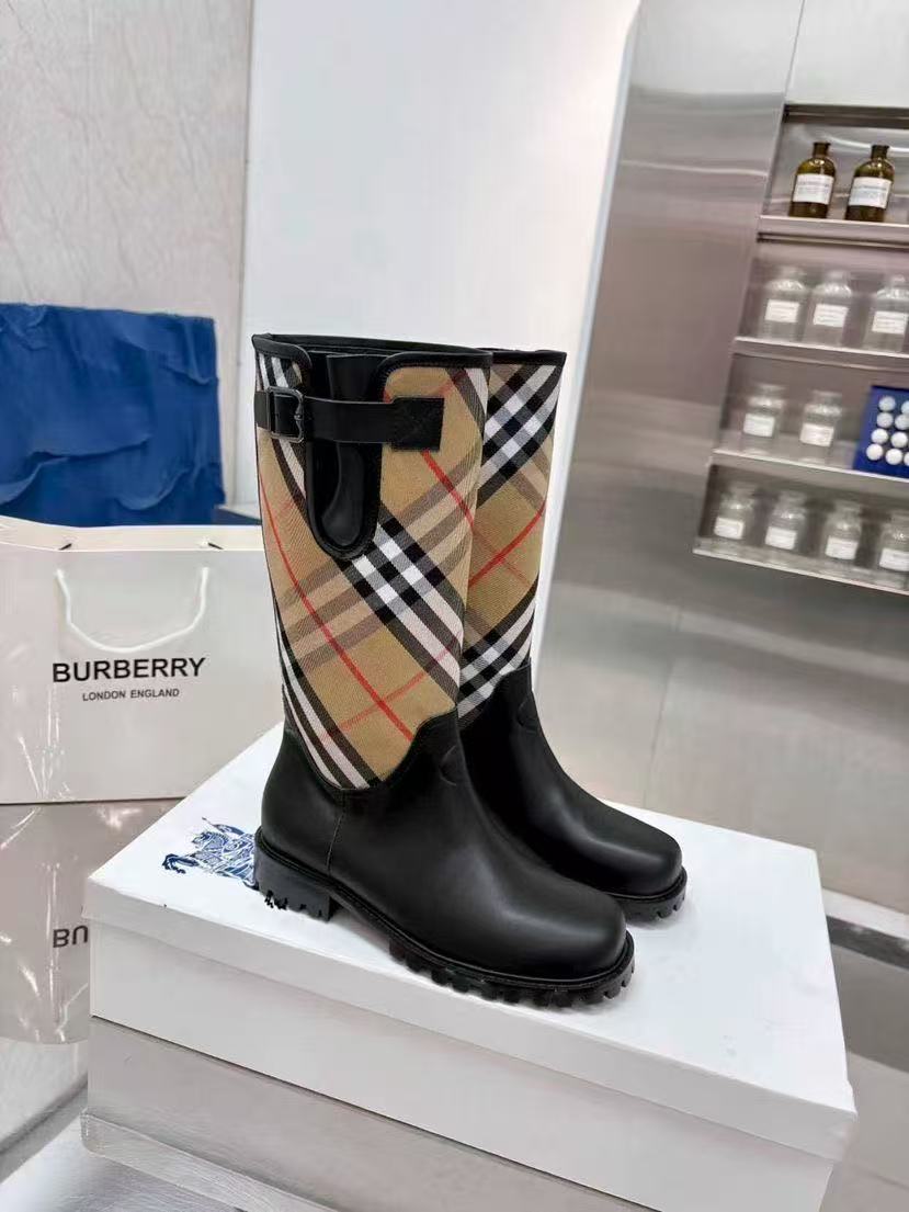 Burberry Shoes(Women)-001