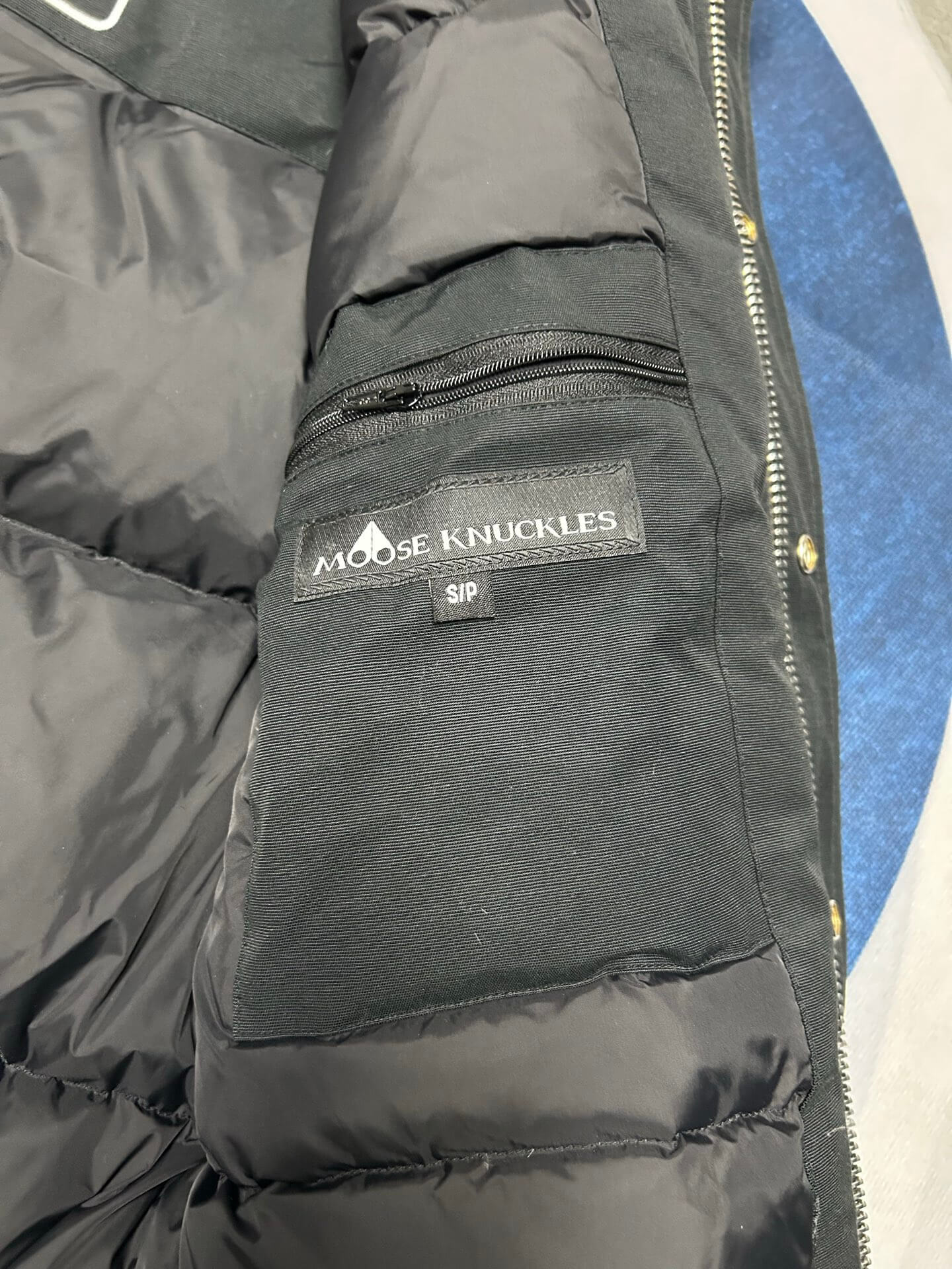 Moose Knuckles Coat-027