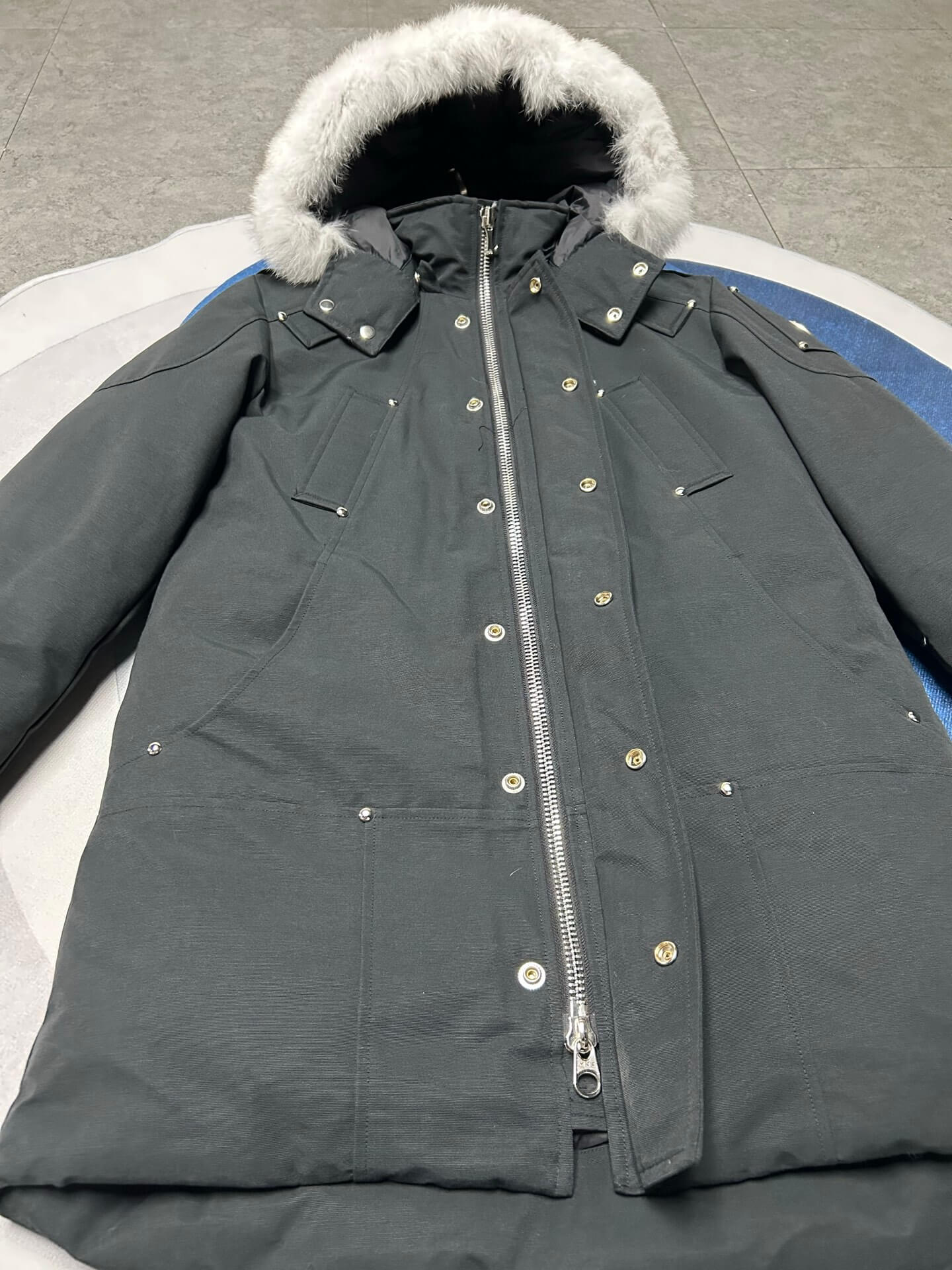Moose Knuckles Coat-027