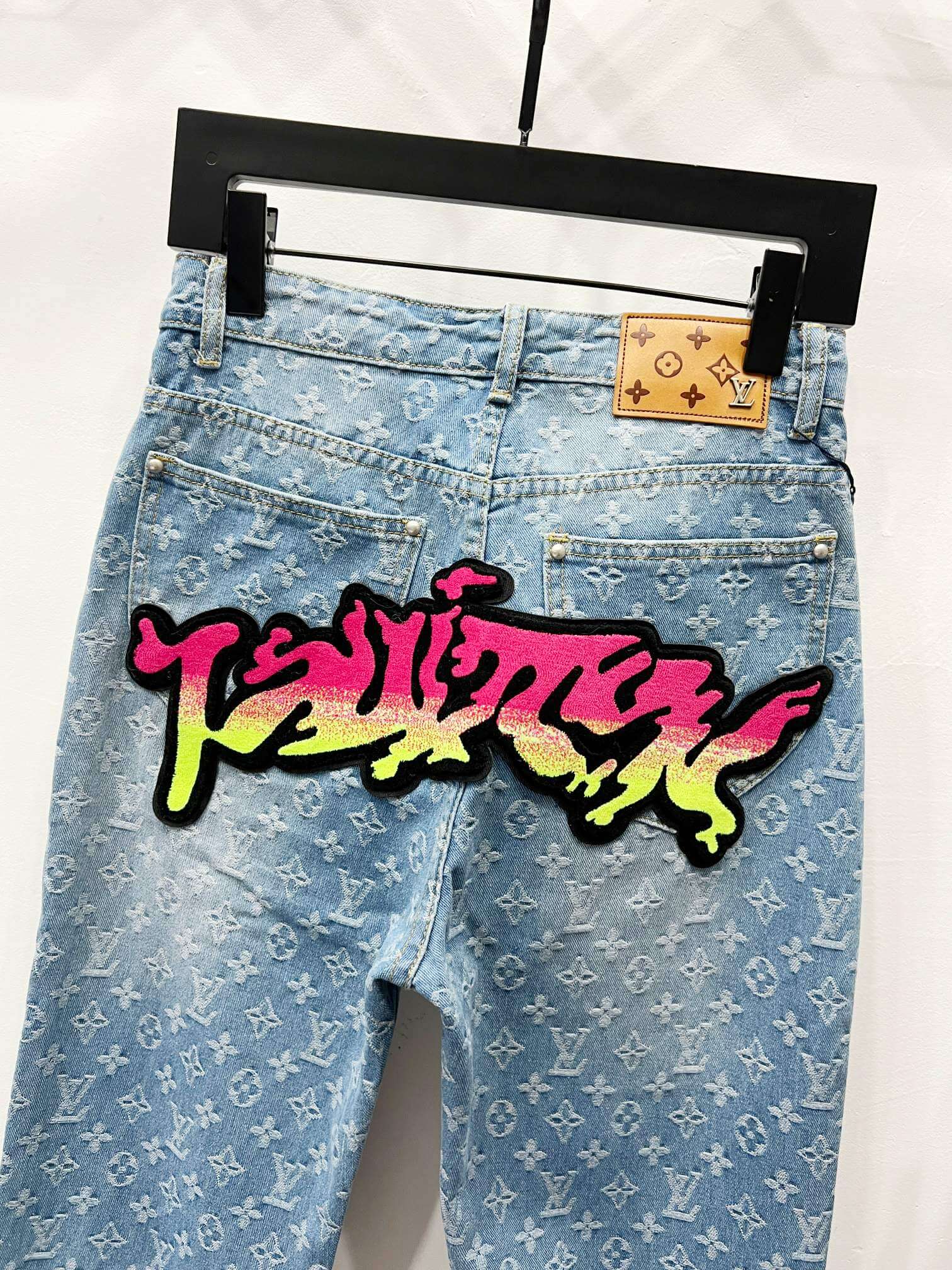 LV Jeans-150