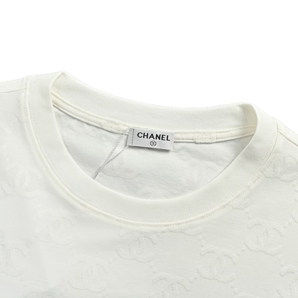 Chanel T-shirts-007
