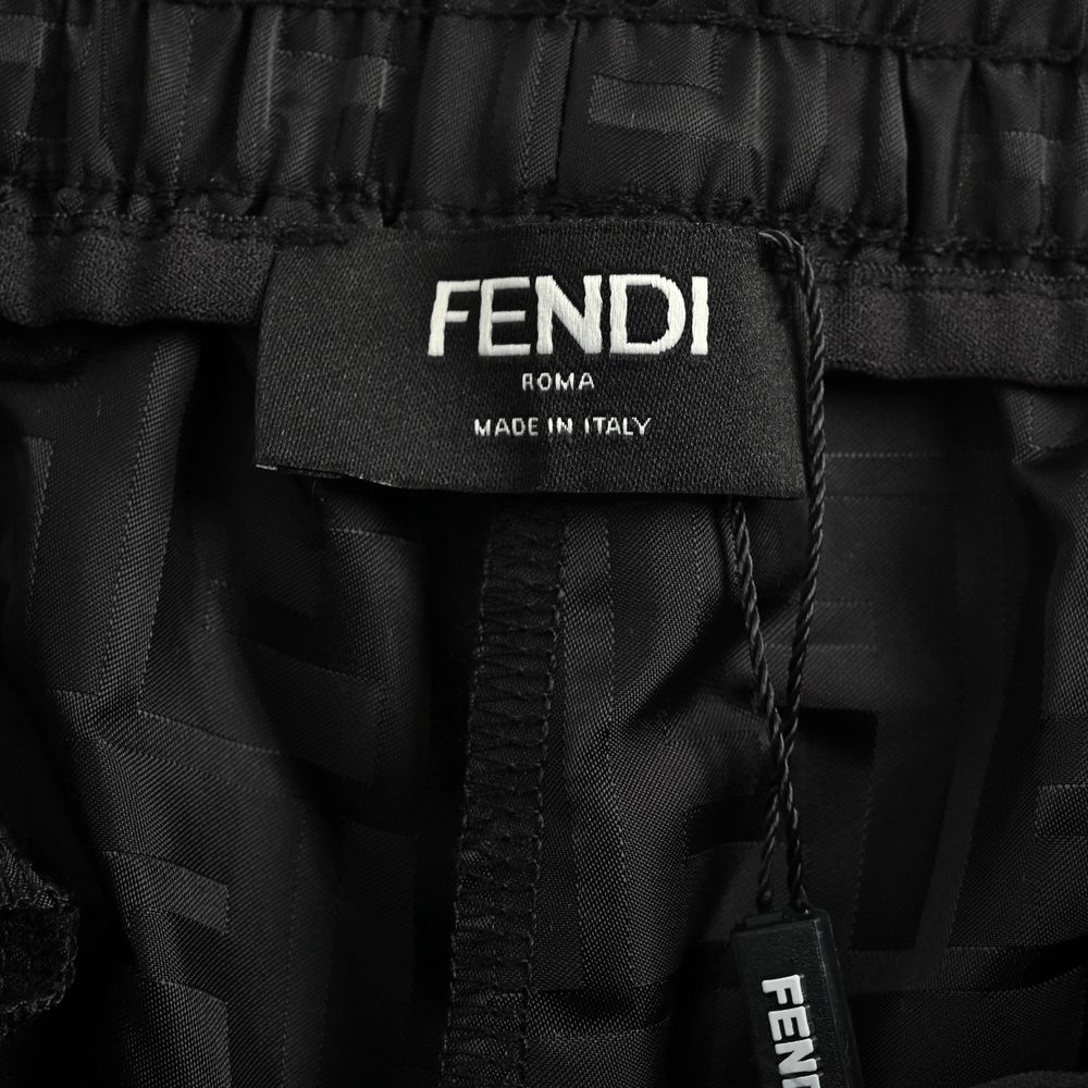 Fendi Shorts-004