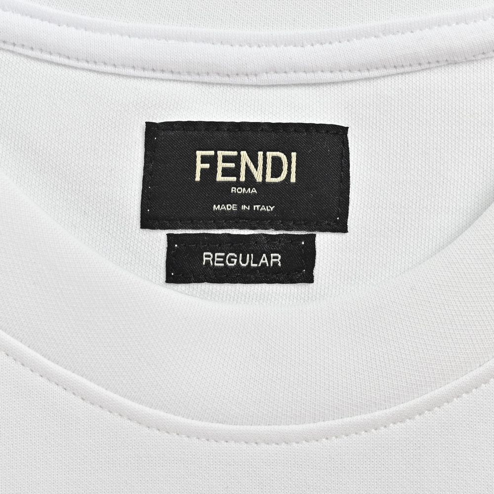 Fendi T-shirts-686