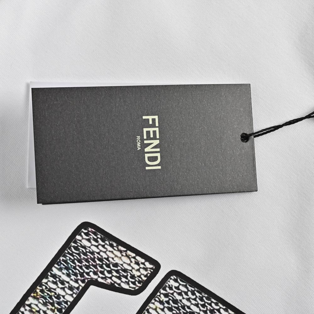 Fendi T-shirts-713