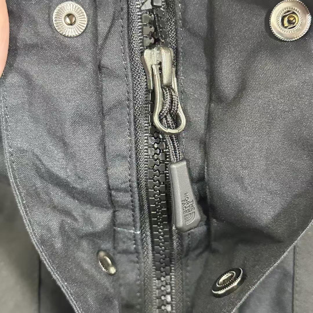 The North Face Jacket-002