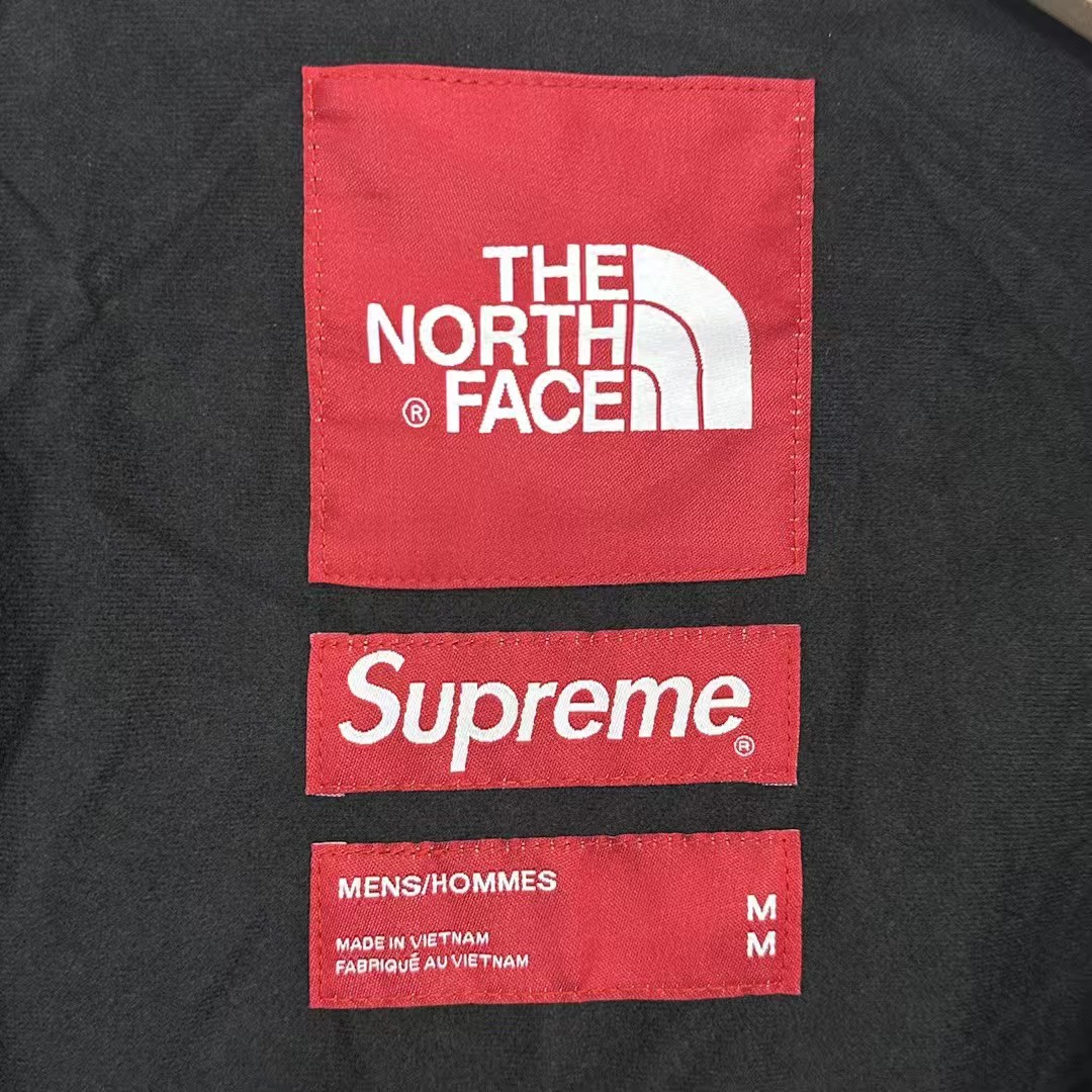 The North Face Jacket-002